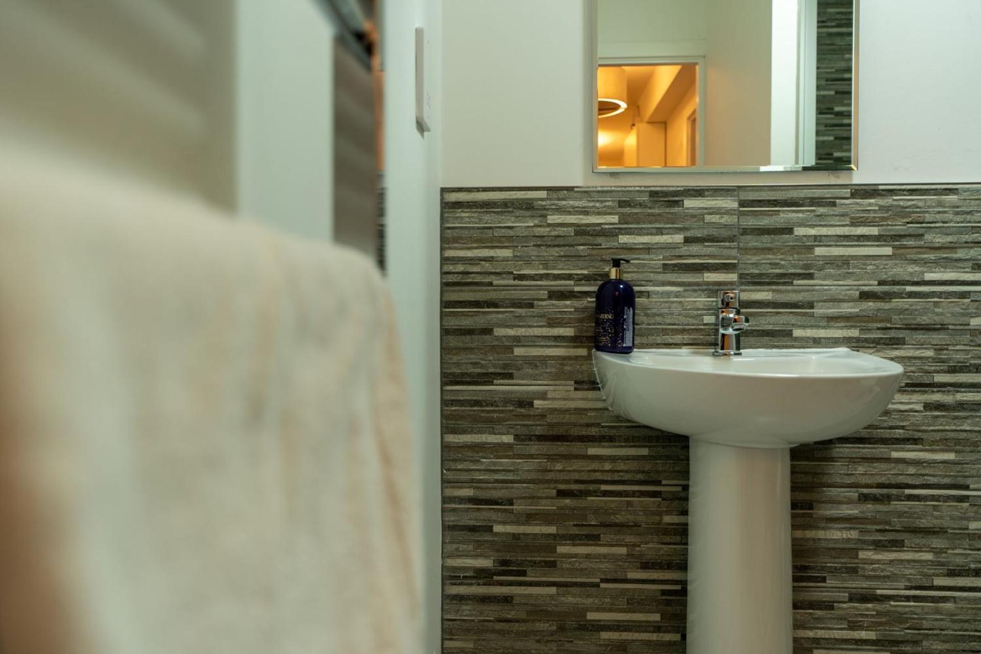 Bowmore Apartment Oban Bagian luar foto